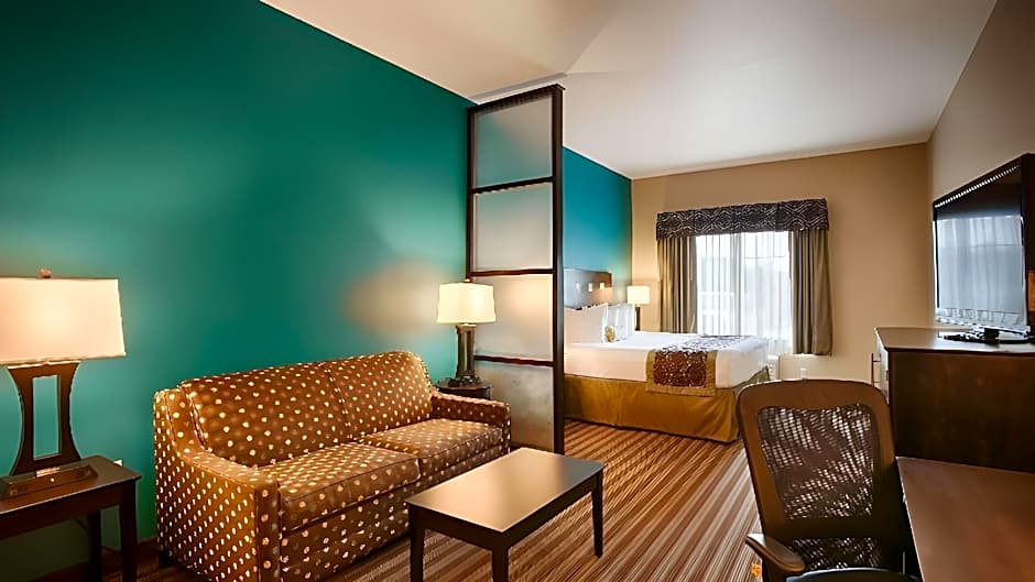 Best Western Plus Desoto Inn & Suites