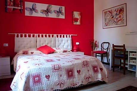 Double or Twin Room with Private External Bathroom