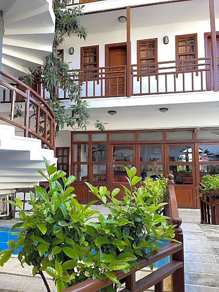 Hotel Karyatit Kaleici