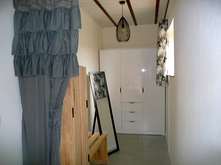 L'Anagramme, chambres, table d'hôtes et gîte pour adultes, naturistes ou non !