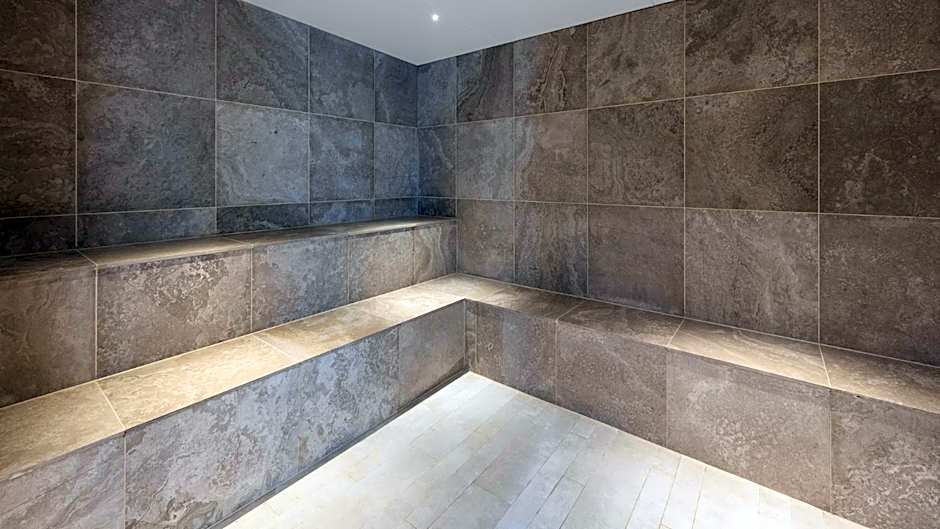 Avani Melbourne Central Residences