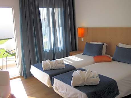 Double or Twin with Balcony or Terrace