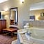 Comfort Inn & Suites Branson Meadows