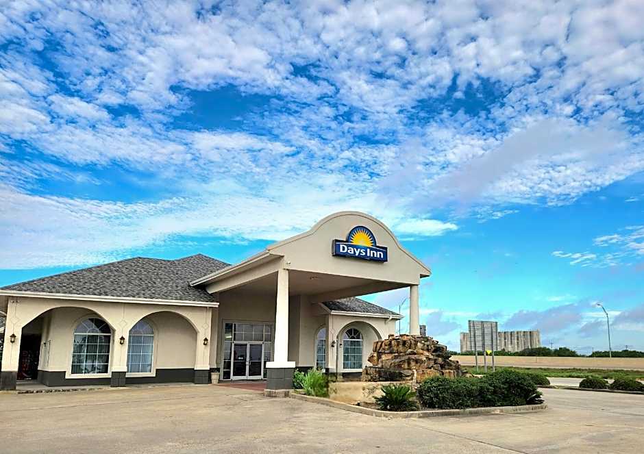 Days Inn by Wyndham Robstown