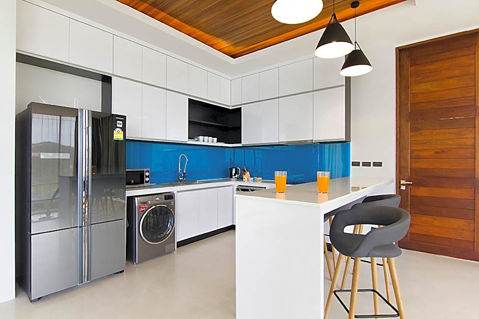 Luxury Sea and Sunset View 4BR 4BA Pool Villa