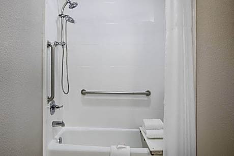 Deluxe Queen Room - Disability Access/Non-Smoking