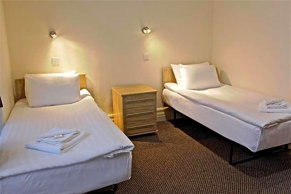 Central Hotel Golders Green