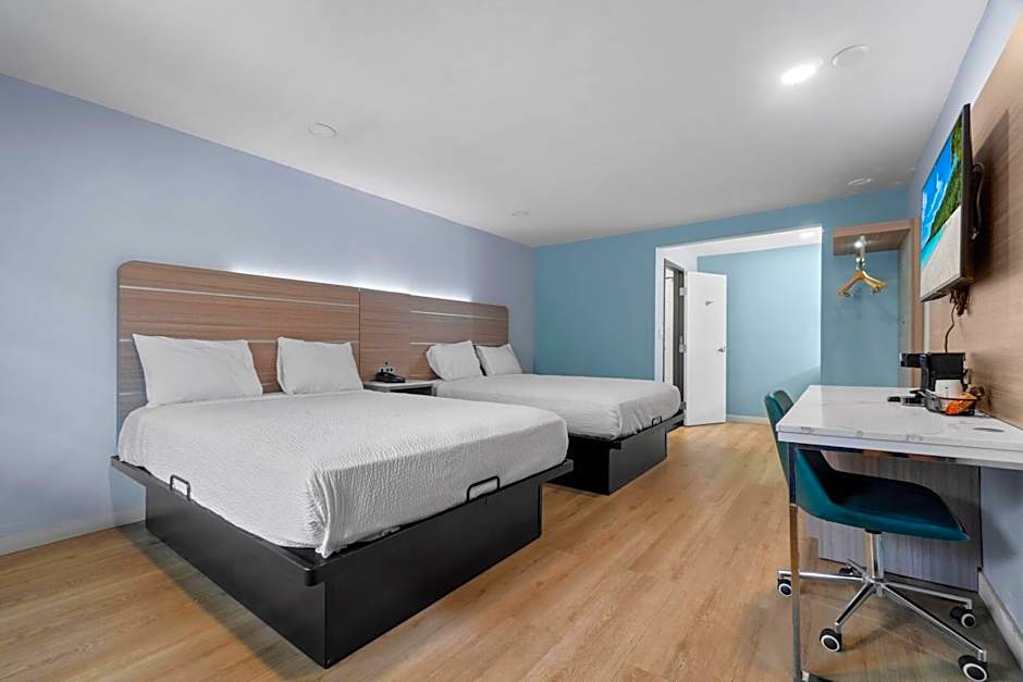 Travelodge by Wyndham Fairplex Pomona