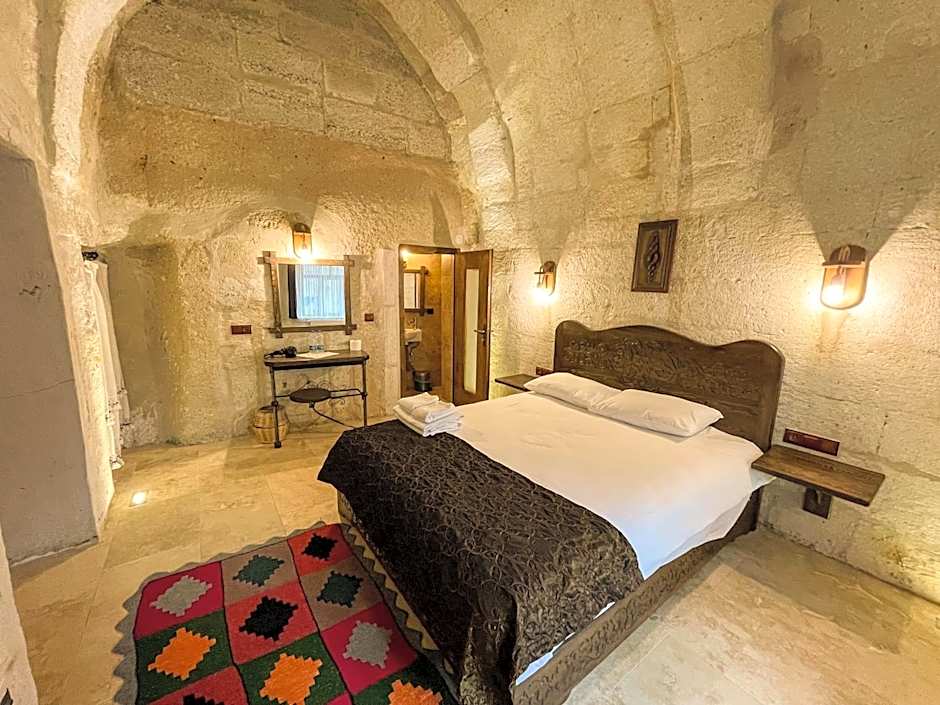 Takunya Cave Hotel