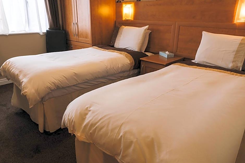 Trivelles Park Hotel