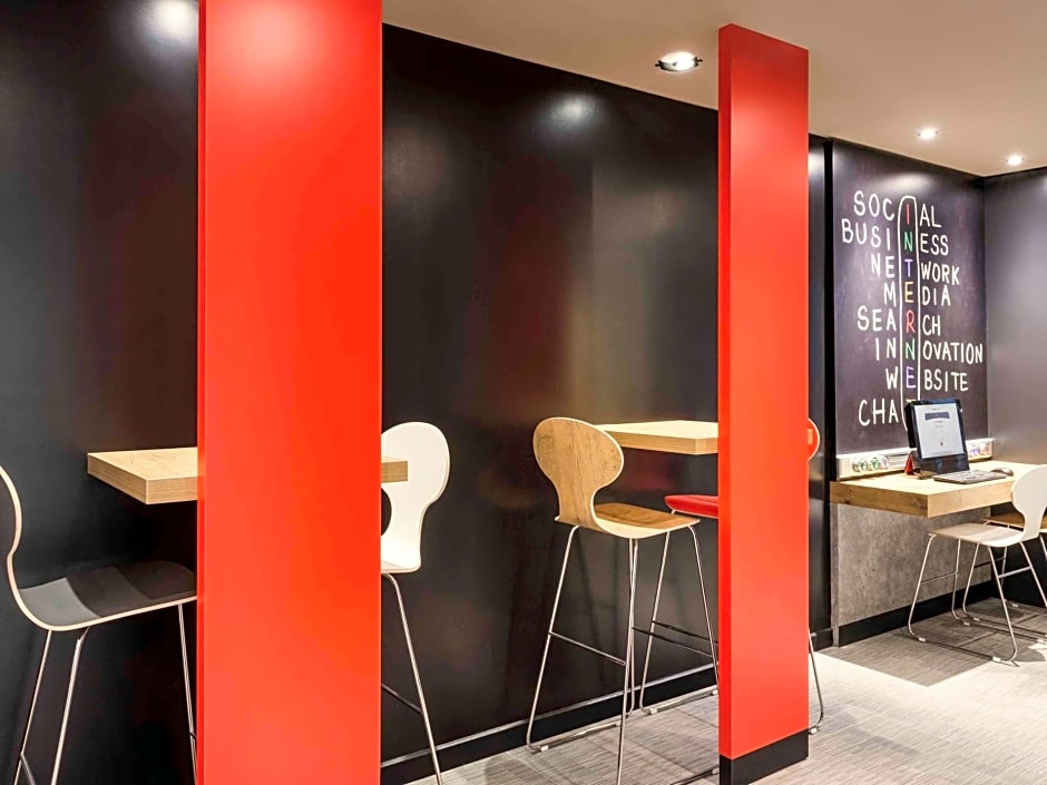 Hotel ibis Paris Pere Lachaise