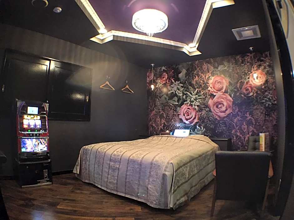 HOTEL KAZAN (Adult Only)