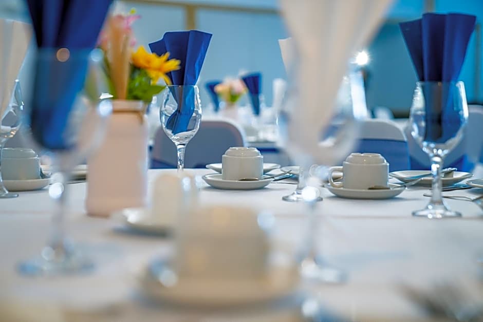 The Strathmore Hotel