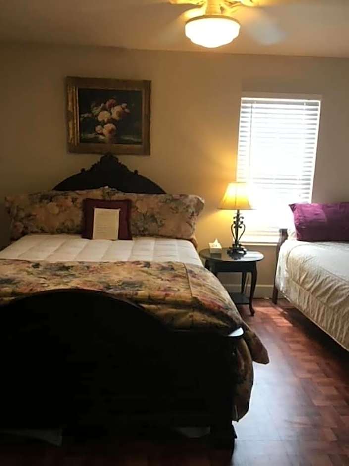 DAVIS MOUNTAINS INN BED AND BREAKFAST - ADULT ONLY