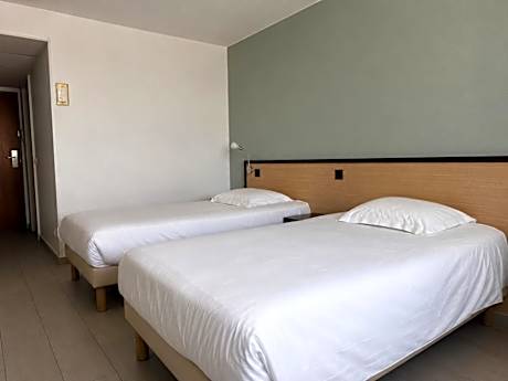 Twin Room with Kitchenette