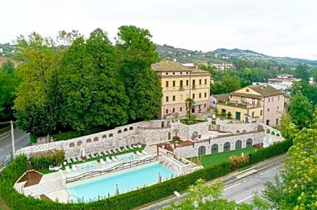 Hotel Corte dei Tini