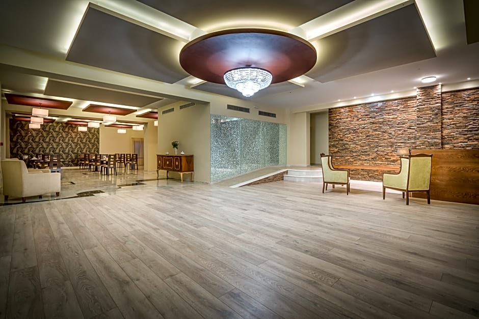 Elegance  Luxury Executive Suites