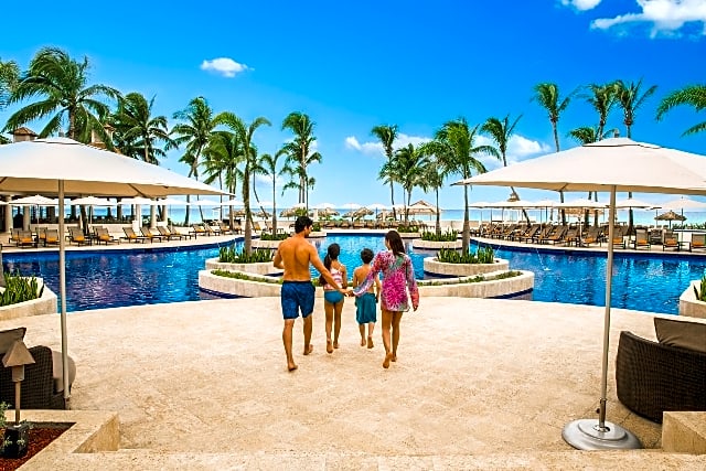 Hyatt Ziva Rose Hall - All Inclusive