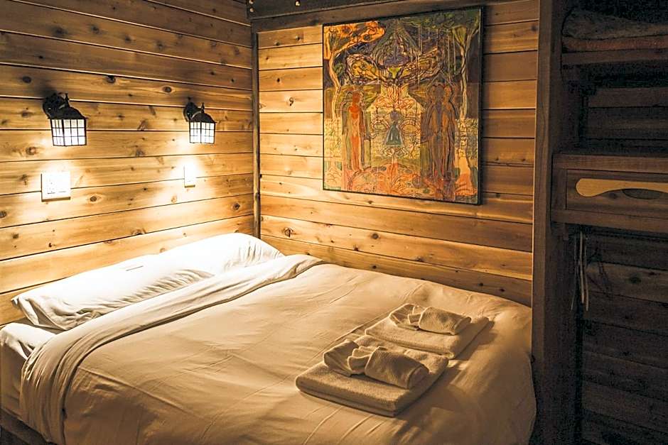 Photo 1 of 11 of Gold 2 Bedroom Cabin