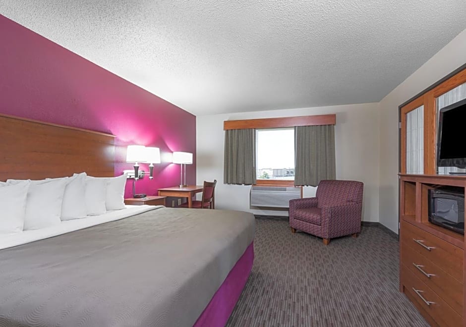 AmericInn by Wyndham Baldwin