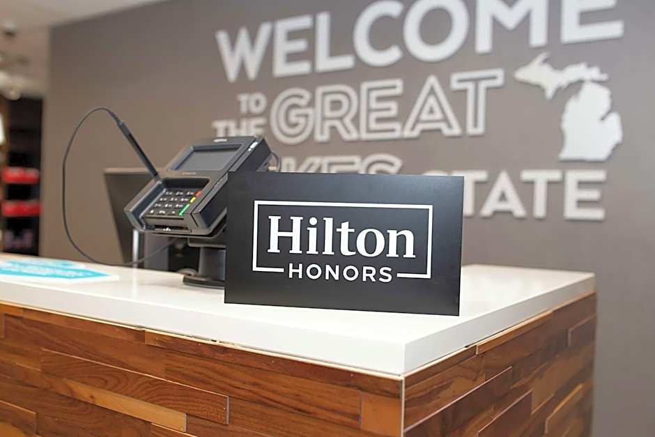 Hampton Inn By Hilton and Suites Dundee