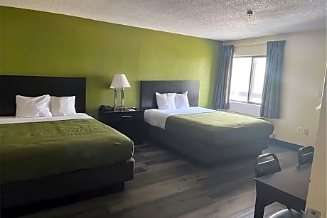 Queen Room with Two Queen Beds - Non-Smoking