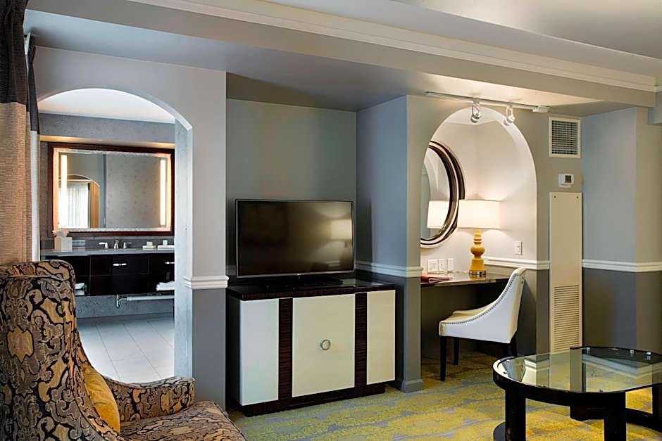 Ambassador Hotel Tulsa, Autograph Collection by Marriott