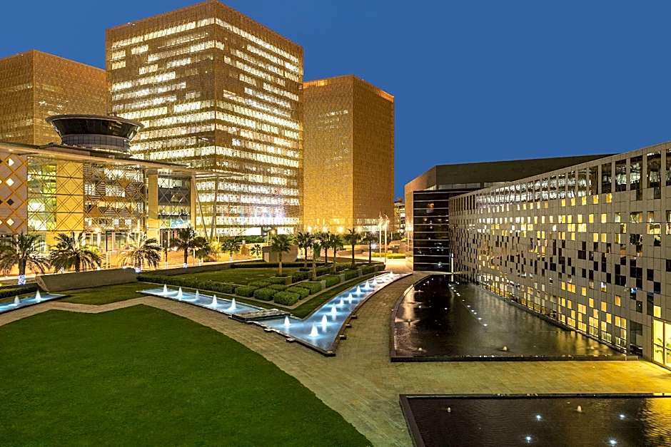 Crowne Plaza Riyadh RDC Hotel & Convention By IHG