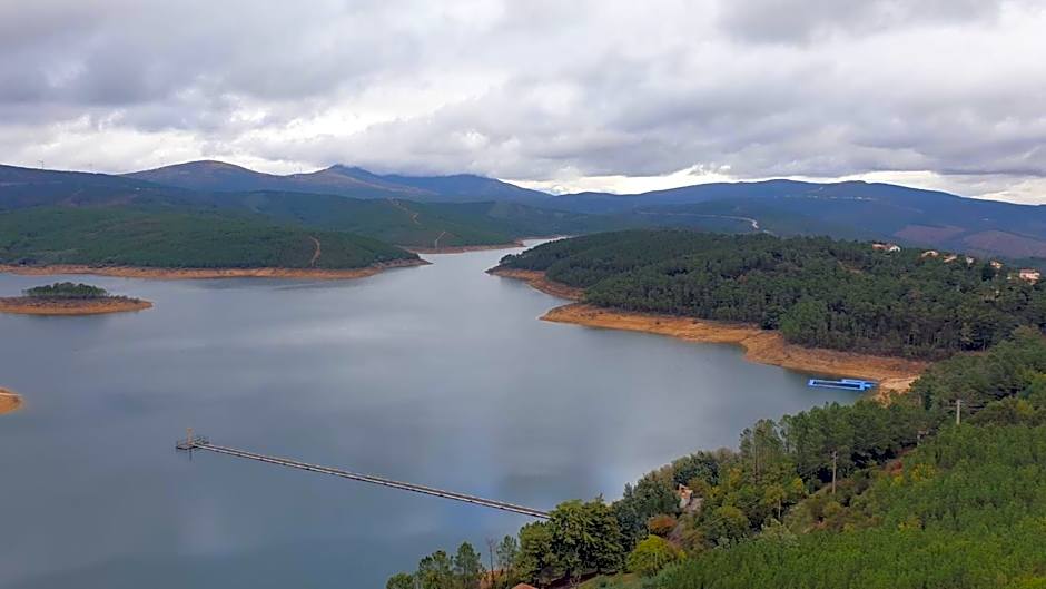 Casas da Escola - "A Escola" - Meãs