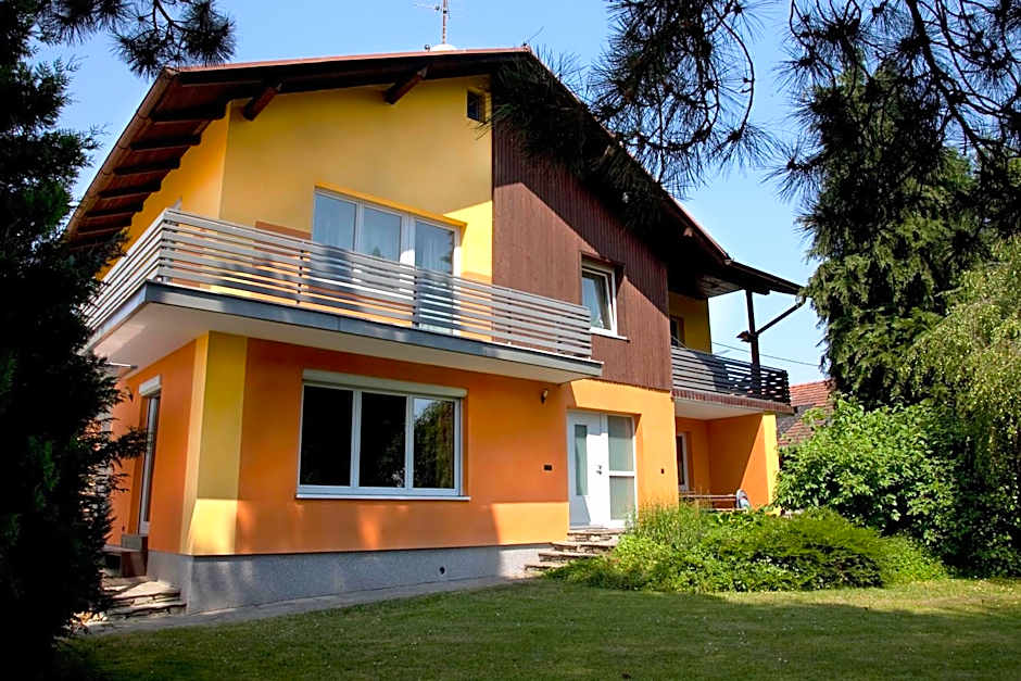 Gästehäuser Anni Ehrndorfer