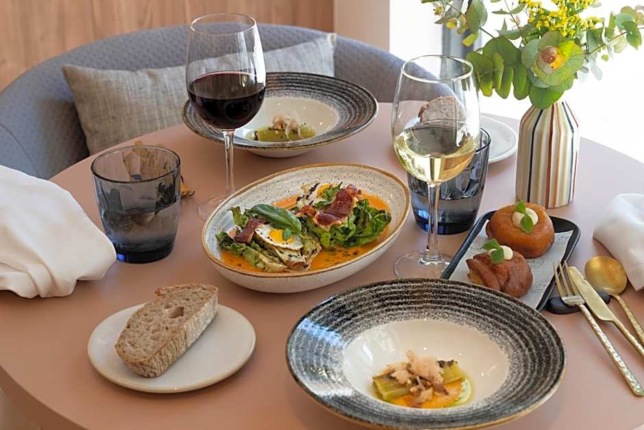 Catalonia Excelsior Hotel