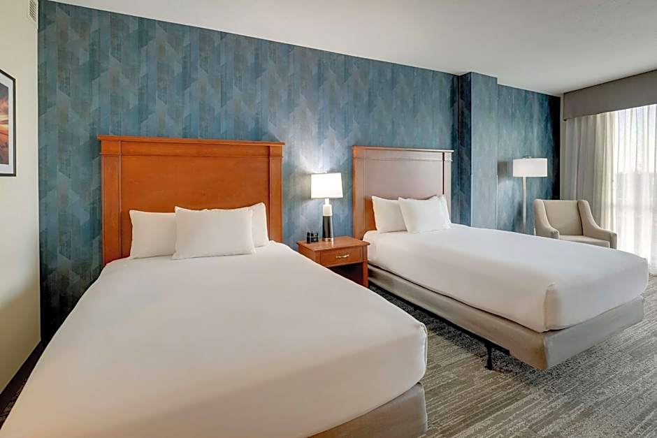 DRURY INN & SUITES MT VERNON