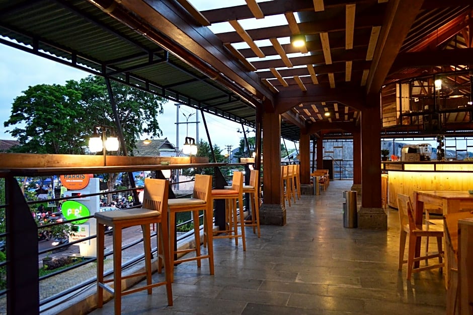 Harris Hotel And Conventions Denpasar Bali