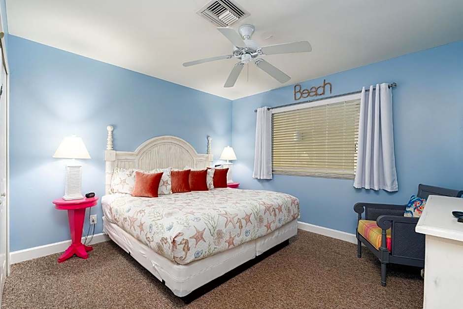 Harbour House at the Inn 207