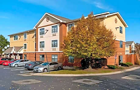 Suburban Studios Auburn Hills - Detroit