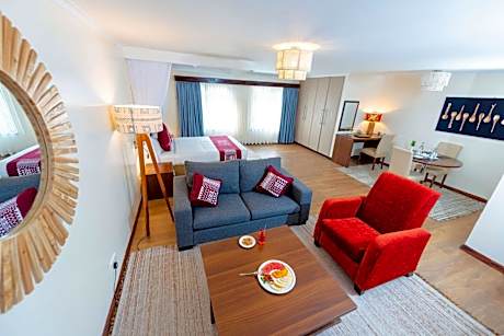 Queen Studio Apartment - Non-Smoking