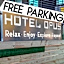 Hotel OPUS Bronx Near Bay Plaza Mall