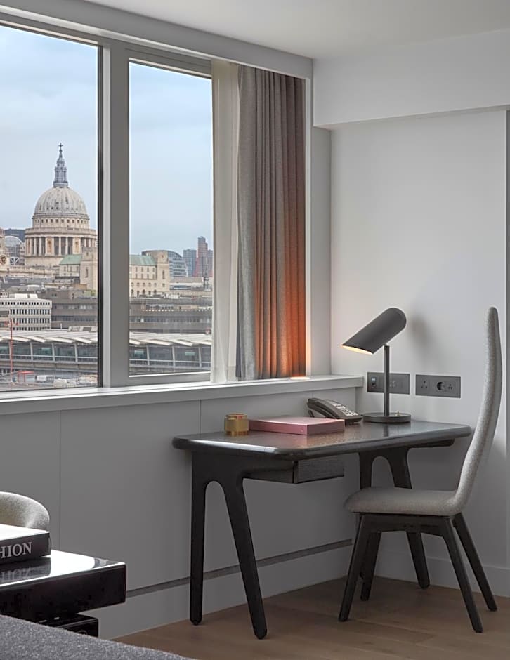 Sea Containers London