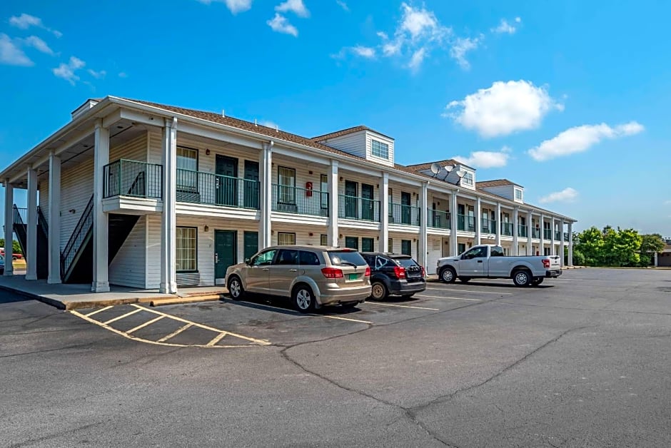 Econo Lodge Tupelo