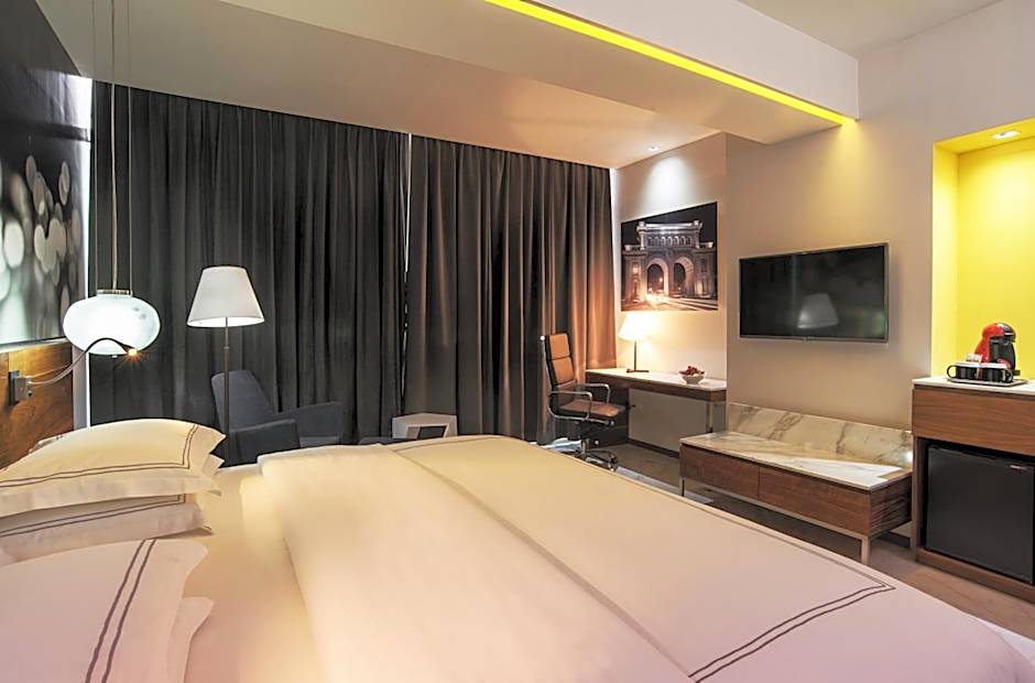 Krystal Urban Guadalajara