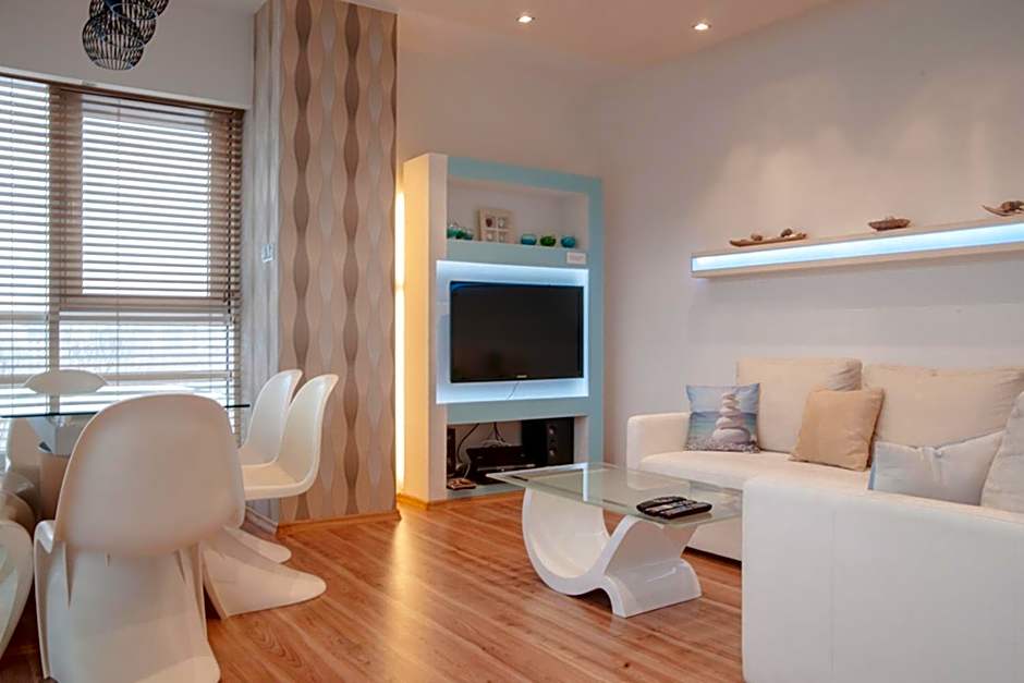 Platinum Towers Country 2 Country