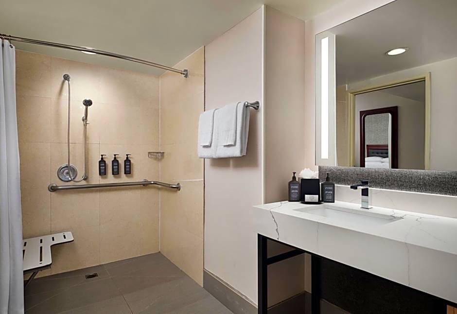 Sheraton Ontario Airport Hotel