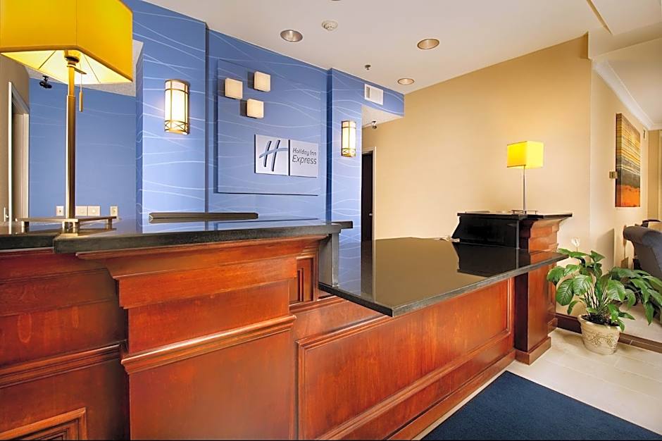 Holiday Inn Express & Suites Chambersburg By IHG