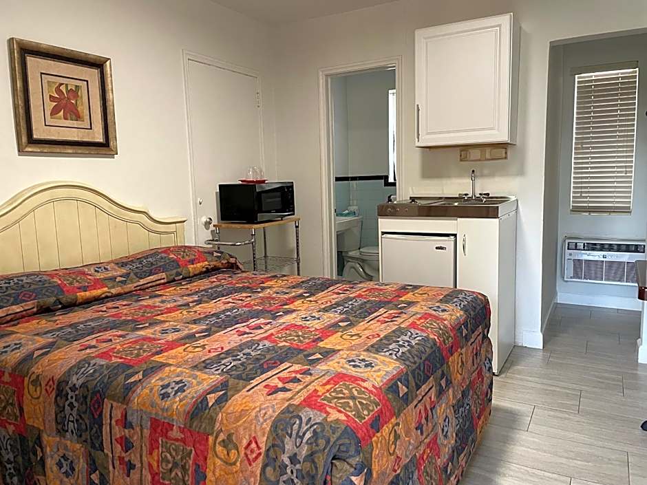 Shell Motel Hollywood