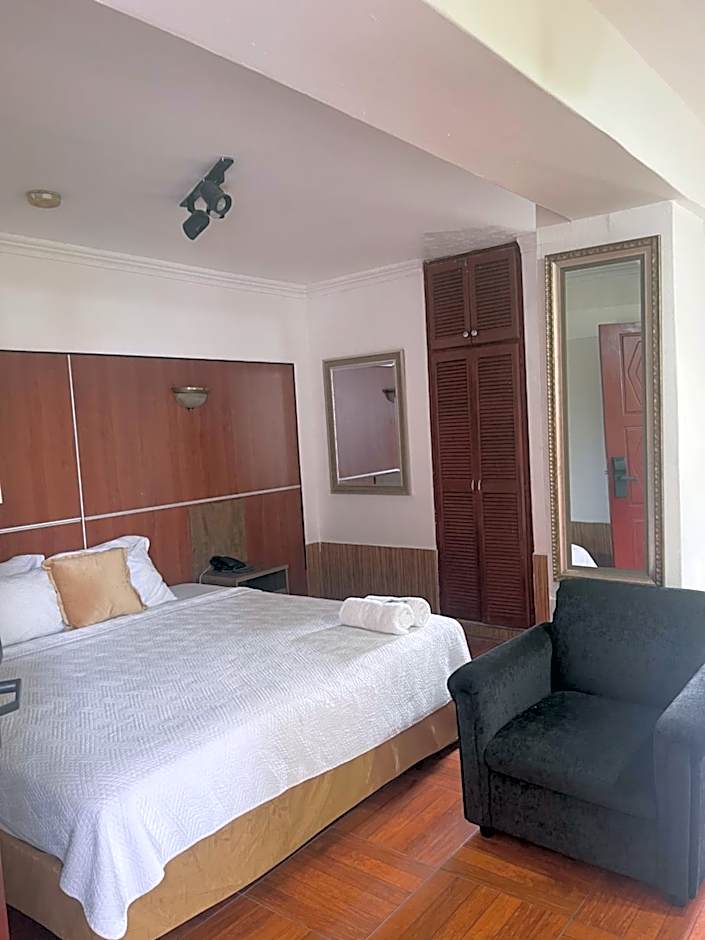 Hotel Costa Inn