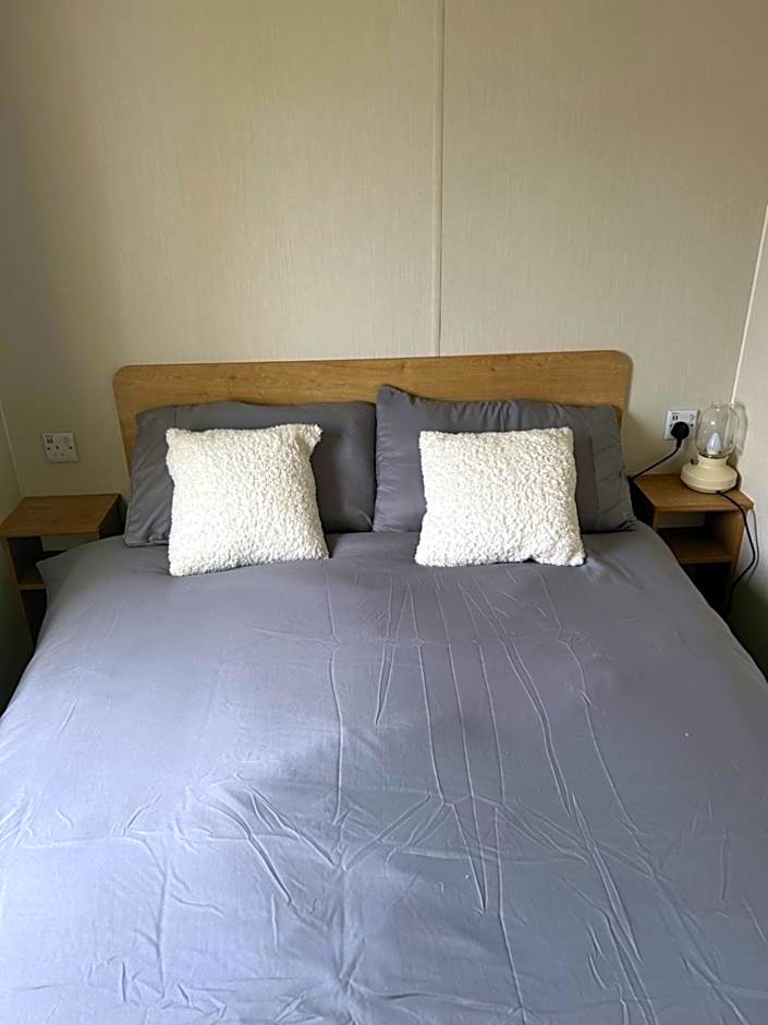 Christines caravan J28