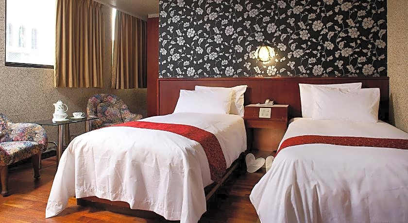 Gene Long Haiy Att Hotel