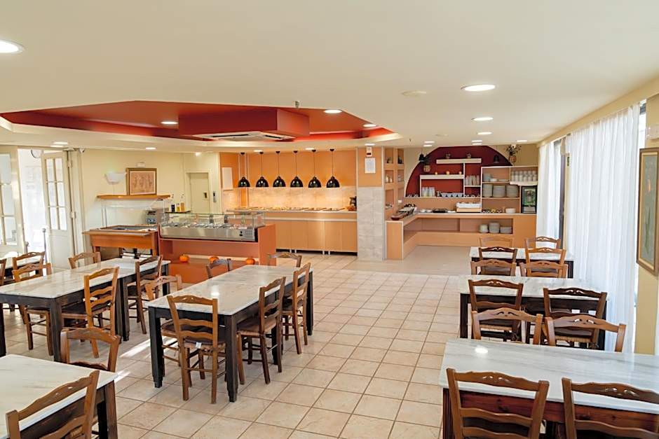 Creta Aquamarine Hotel