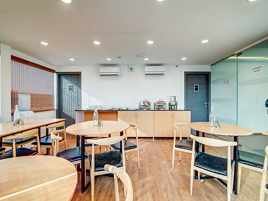 OYO Townhouse 104 Koramangala Maharaja Signal