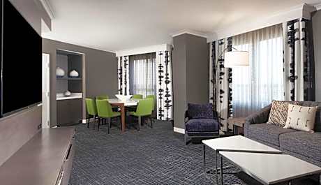 1 Bedroom Presidential Suite, 1 King, High floor